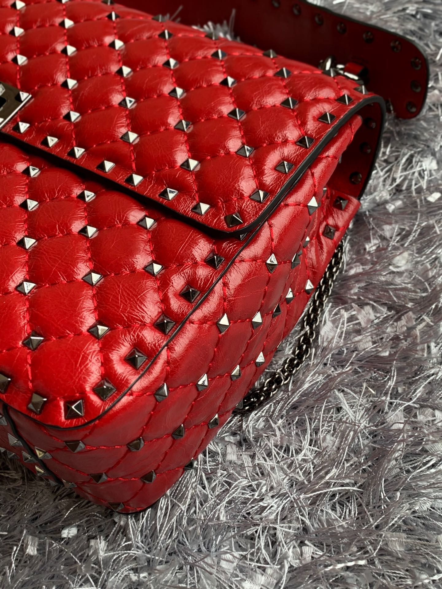 Valentino Garavani Rockstud Spike Big Chain Bag in Red Supple Lambskin Nappa